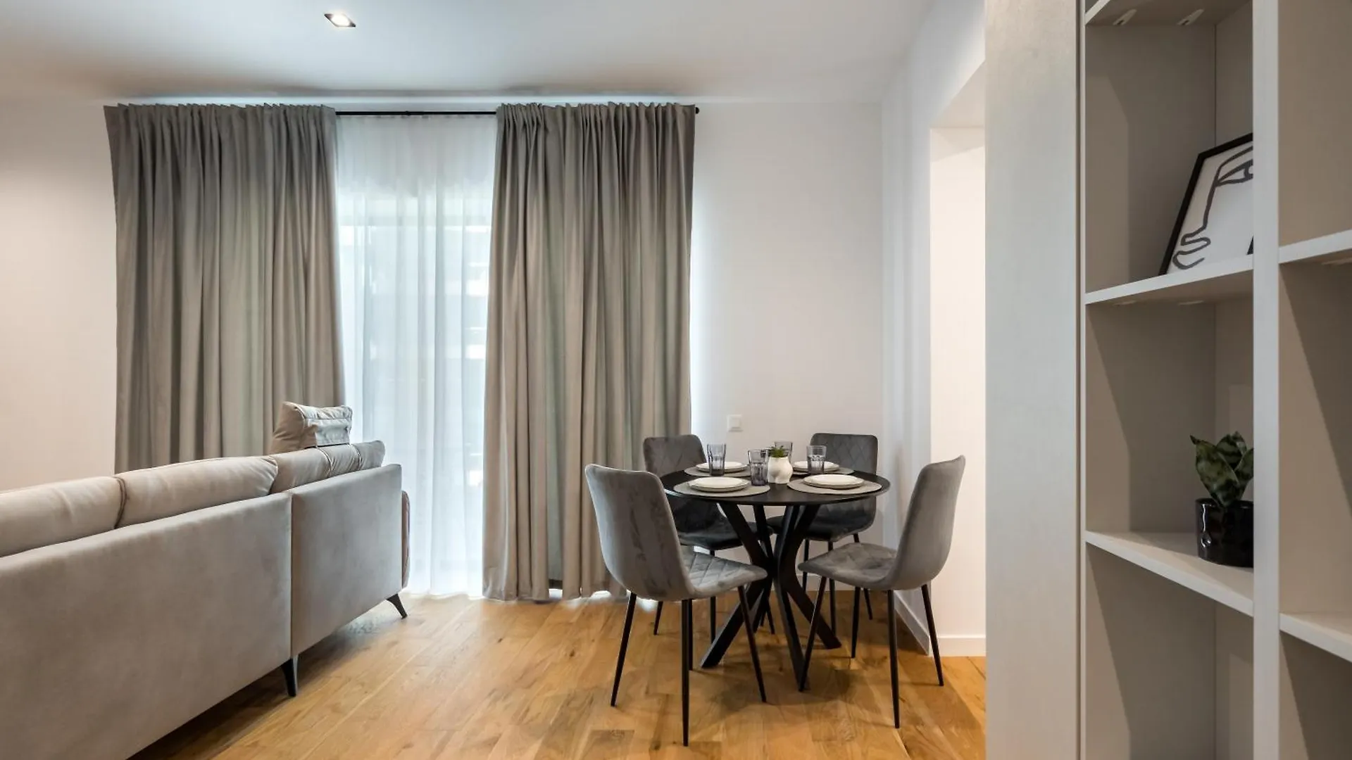 Maze Stripe 1 Bedroom Apartment In One Cotroceni Bukurešť 0*,  Rumunsko
