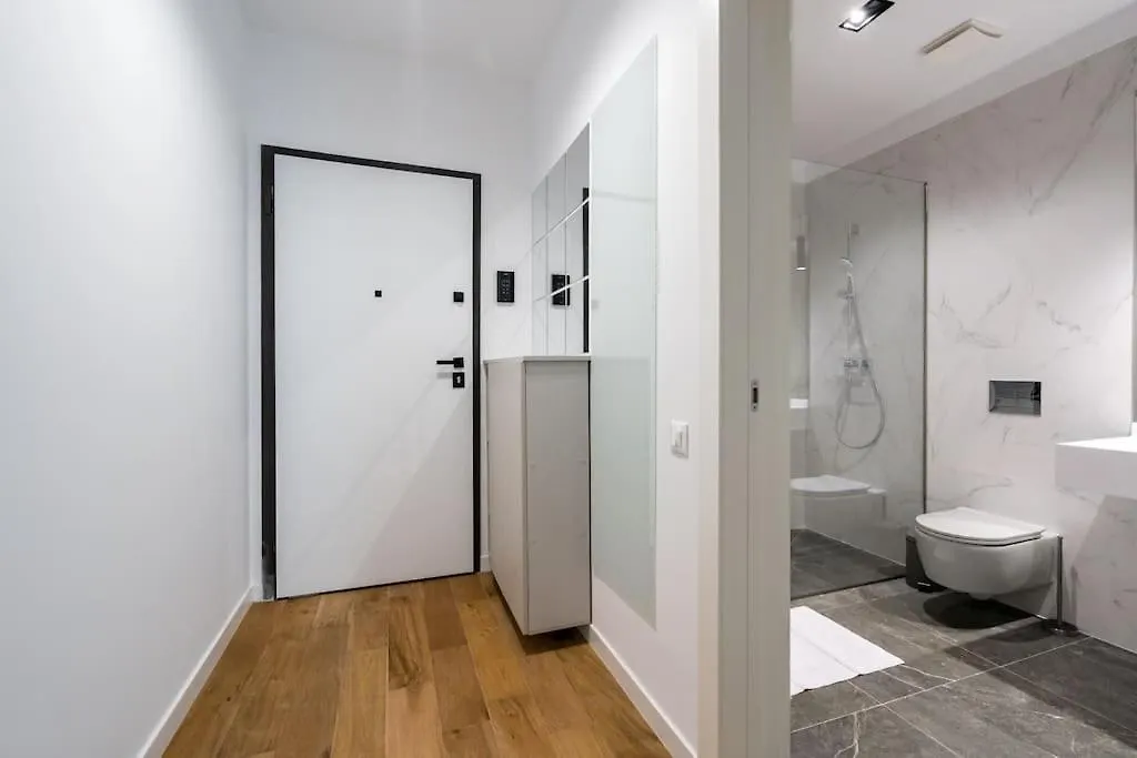 Maze Stripe In One Cotroceni 1Br Apartment Bucharest 0*,  Romania