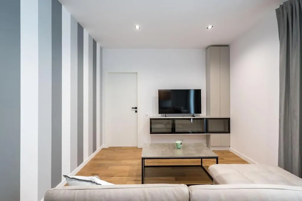 Maze Stripe In One Cotroceni 1Br Apartment Bucharest