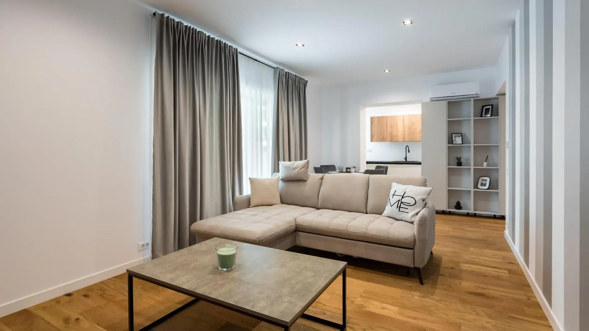 Maze Stripe In One Cotroceni 1Br Apartment Bucharest