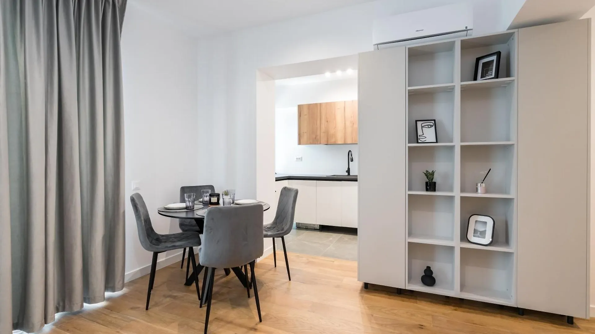 Maze Stripe 1 Bedroom Apartment In One Cotroceni Bucureşti România