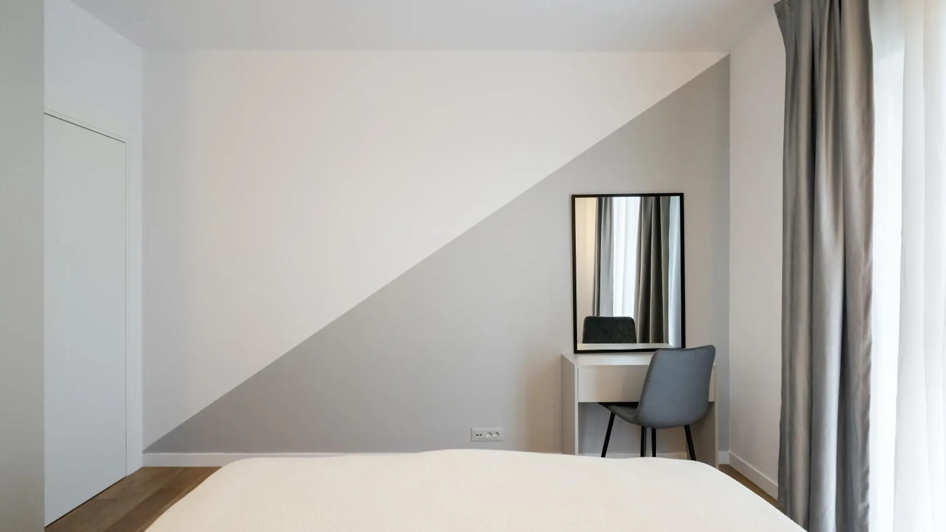 Maze Stripe 1 Bedroom Apartment In One Cotroceni Bucureşti